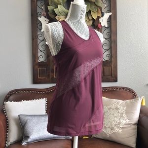 Lululemon 🍋 sheer-panel top